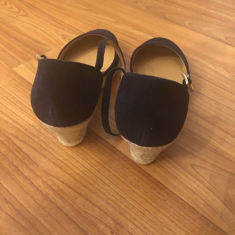 Espadrilles - Picture 4 of 4